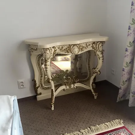 Papik Nová Bystřice